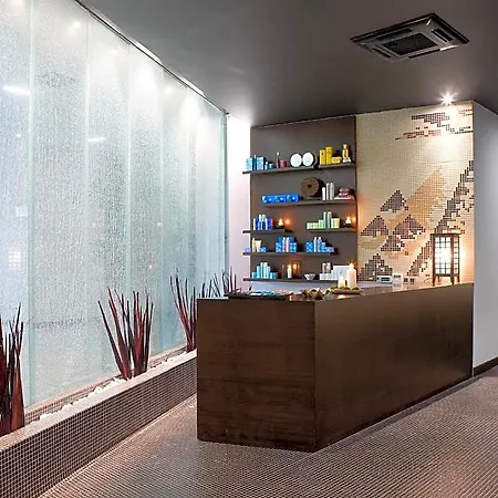 Hotel Nh 4*