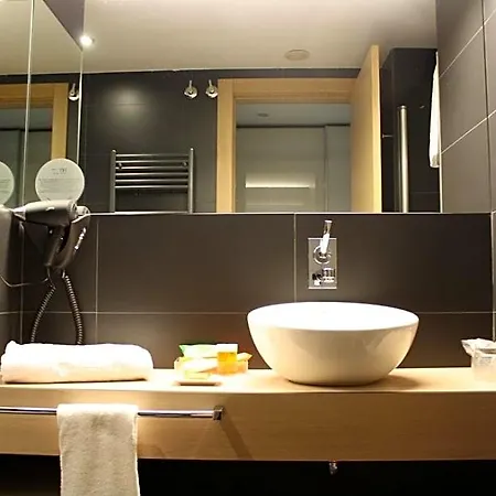 Nh Hotel Gijon