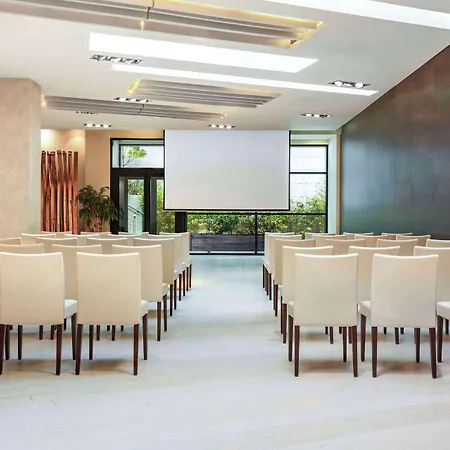 Nh Hotel 4*